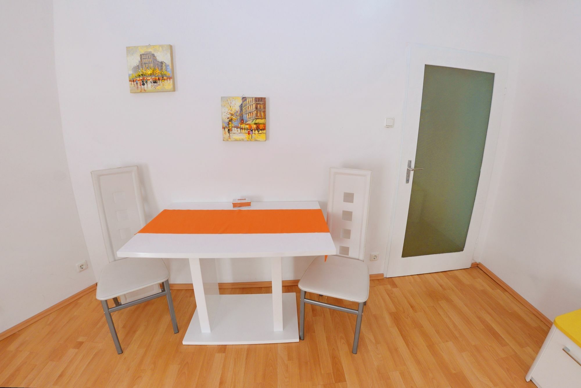 Joe's - Walfischgasse 9 * Wien